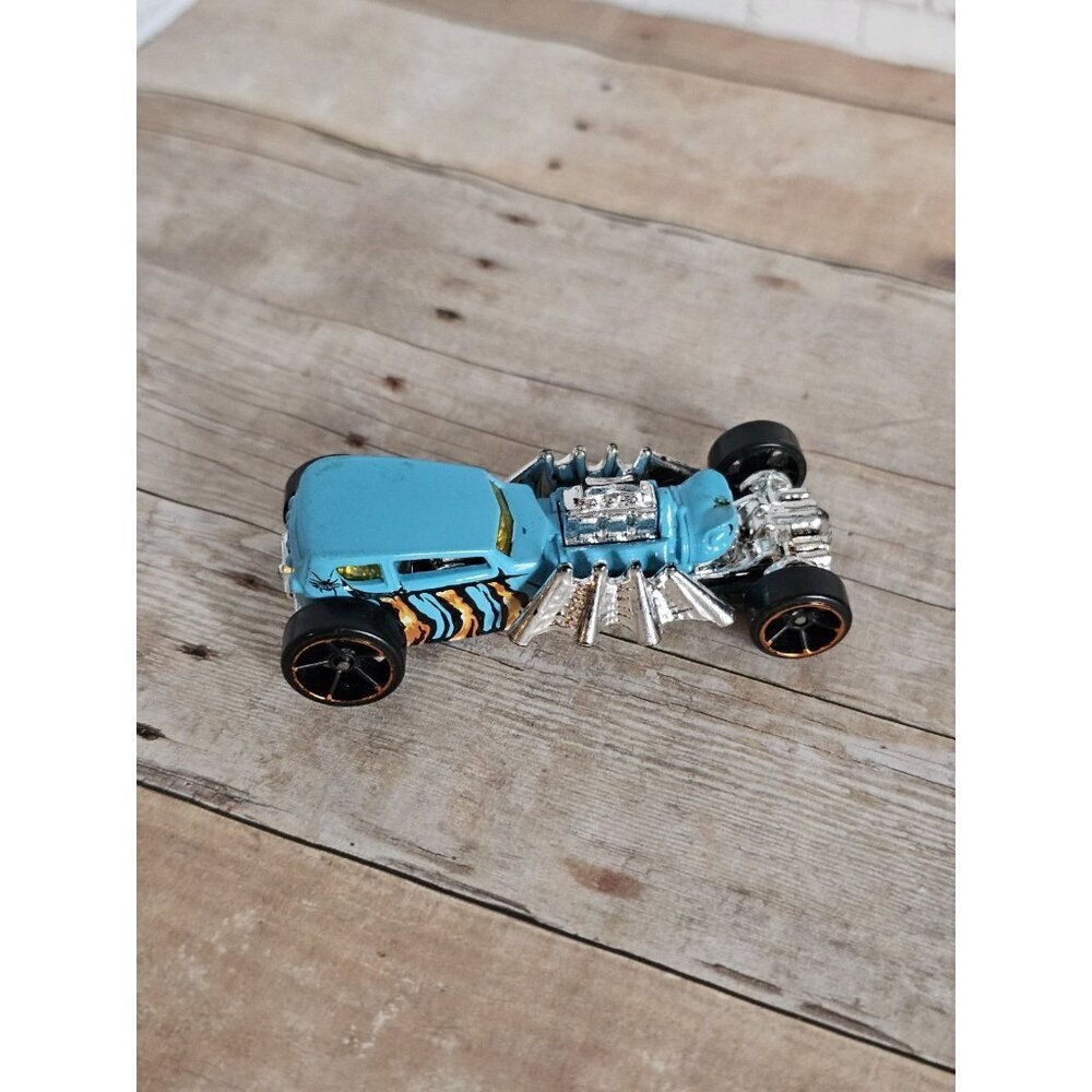 2012 Hot Wheels Street Creeper Sky Blue Tiger Stripe Chrome Engine Diecast Car - Picture 4 of 8